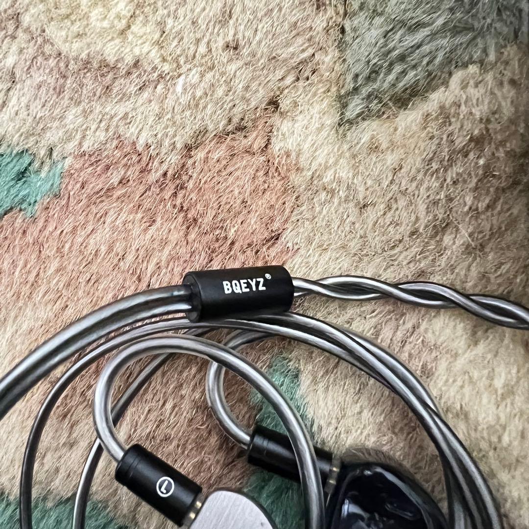 ほぼ新品‼︎ BQEYZ BQ10 収納ケース付き