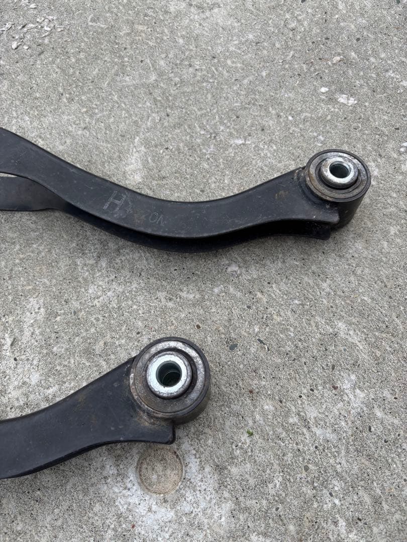 RST ピロボールブッシュ　トレーリングリンク　VAB VAG VM4 VAG