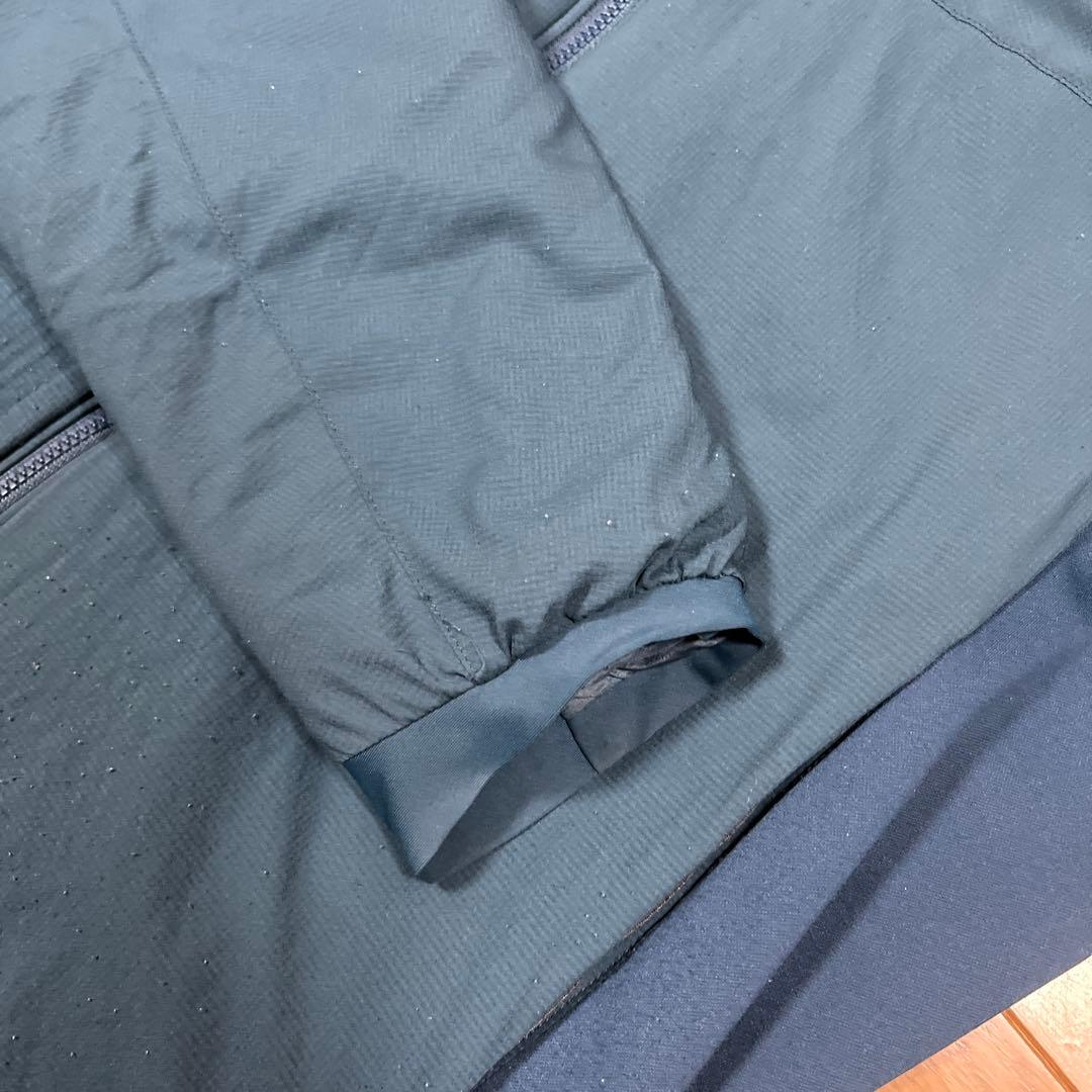 アークテリクス　atom lt フーディ　メンズ　L size アトムフーディー