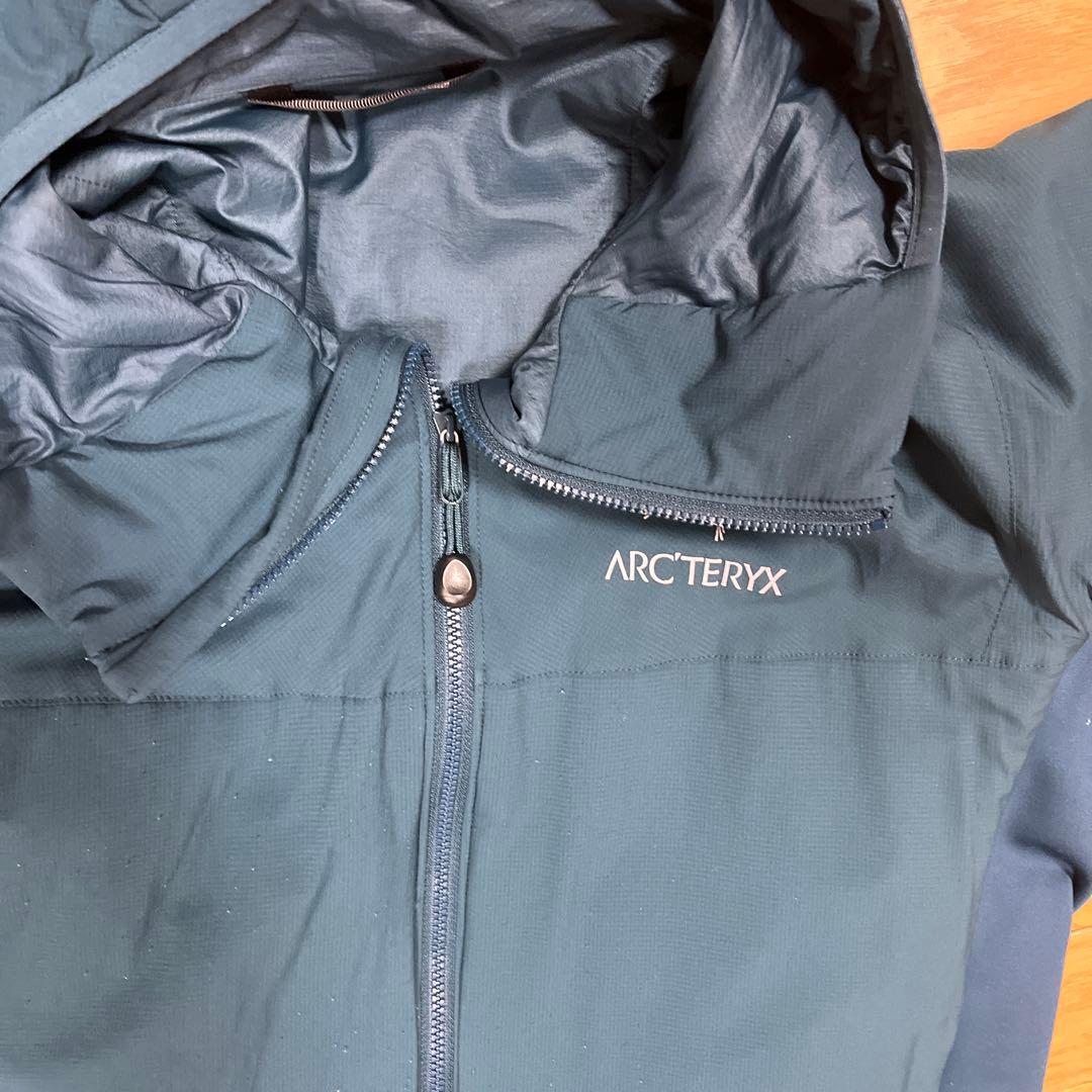 アークテリクス　atom lt フーディ　メンズ　L size アトムフーディー