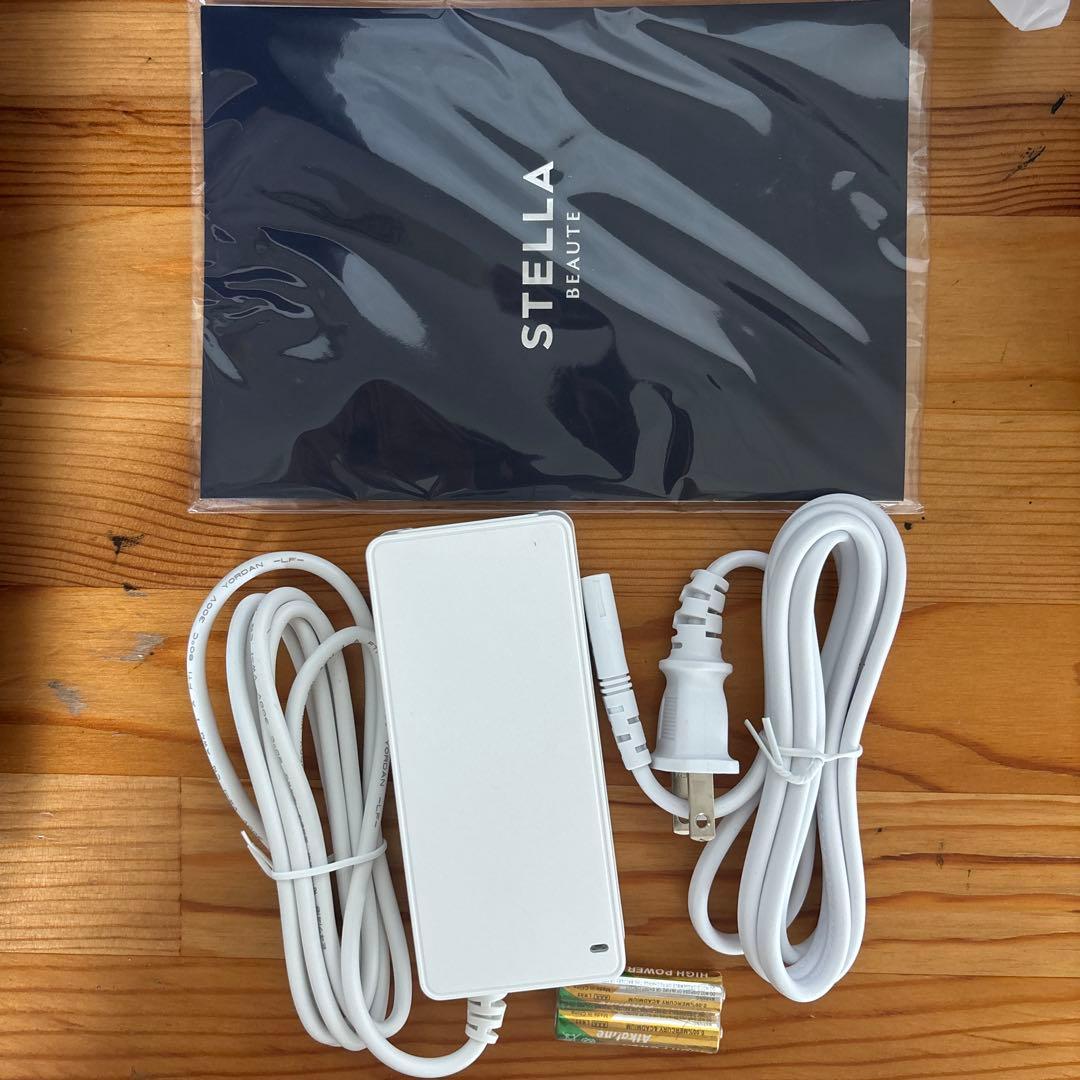 STELLA BEAUTE 脱毛器 ホワイト