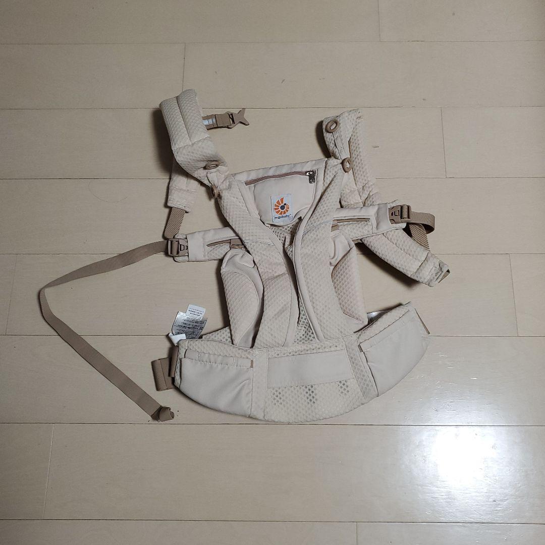 ErgoBabyCarrier オムニ ブリーズ SG ナチュラルベージュ