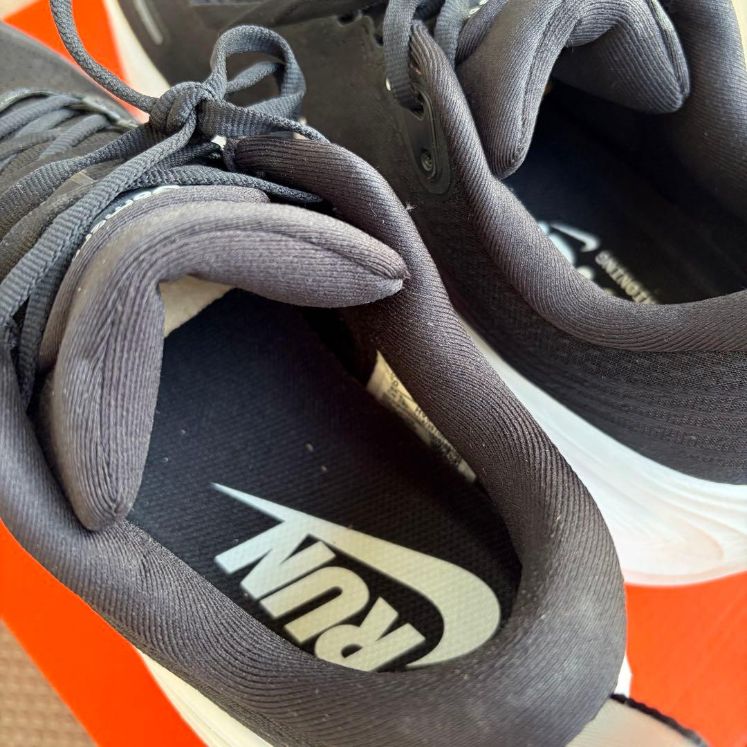 【超美品】NIKE VOMERO PLUS US10 / 28cm 低走行