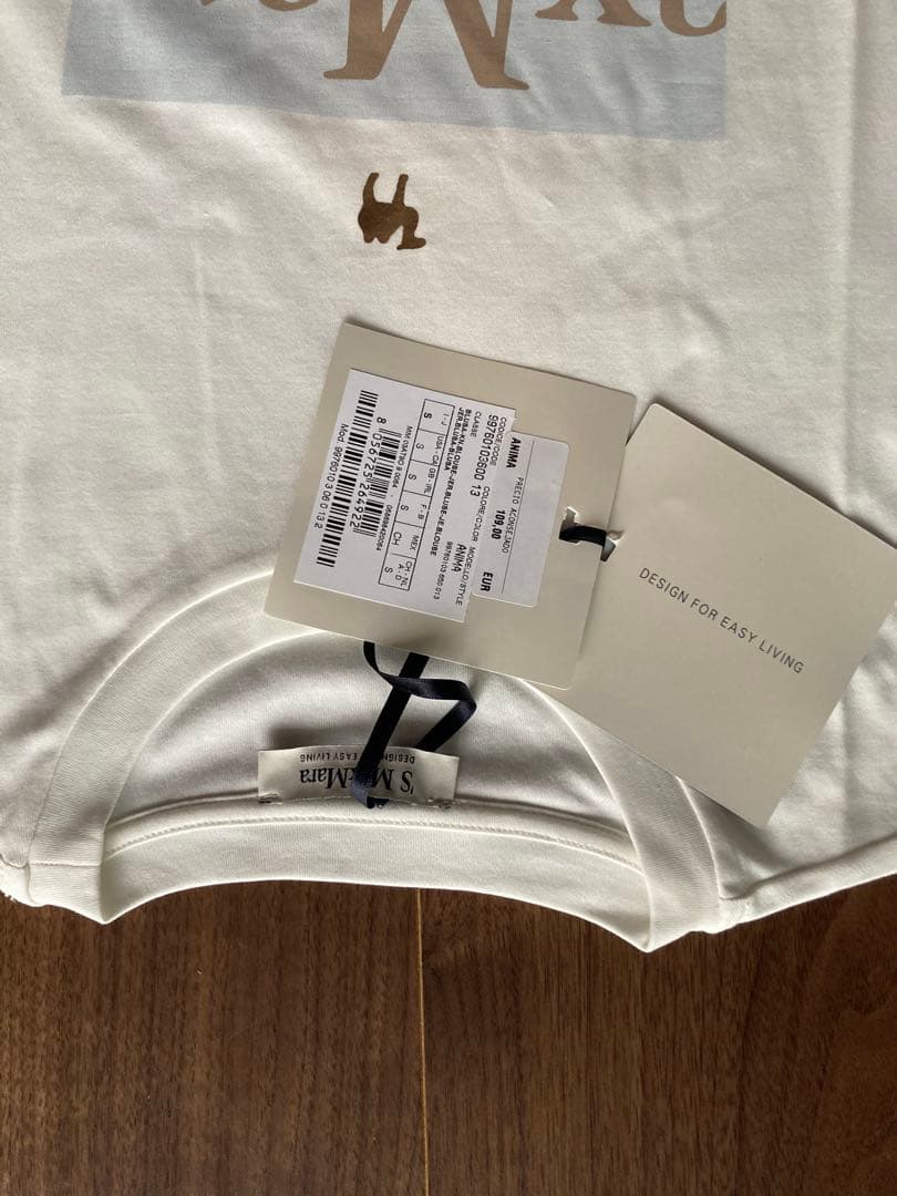 ☆新品☆MaxMaraマックスマーラ　半袖ロゴTシャツ