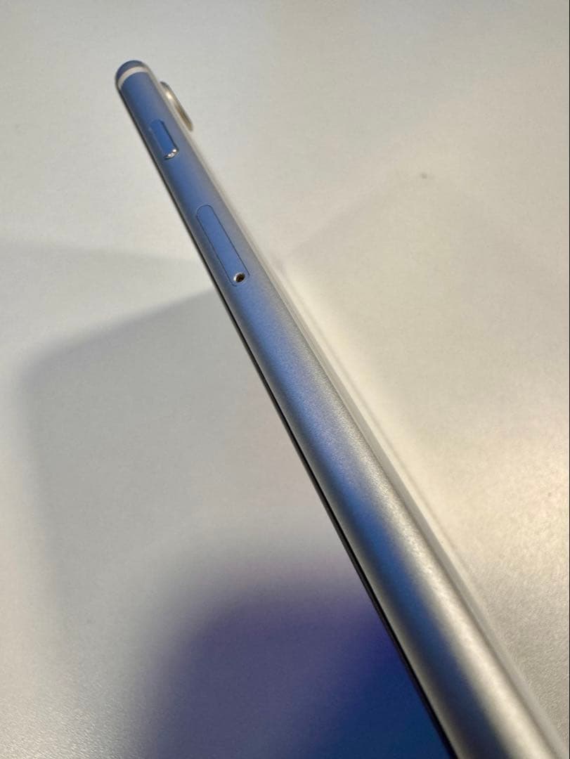 【超美品】Apple iPhone SE (第2世代) ホワイト 92% 本体