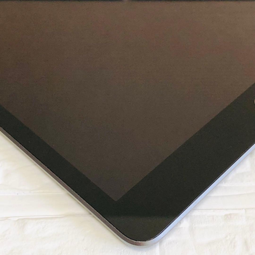 iPad 第8世代 32GB SIMフリー　管理番号：284