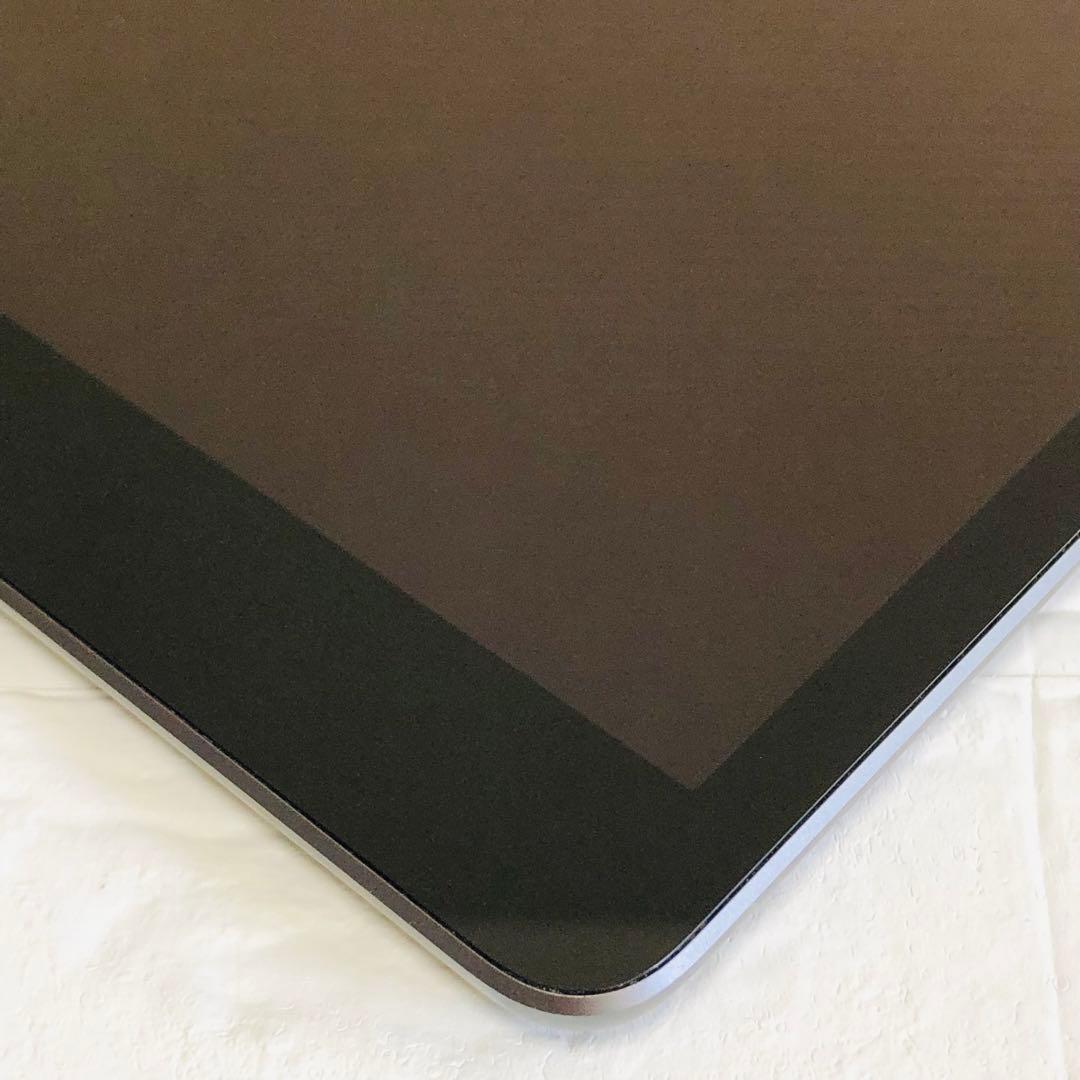 iPad 第8世代 32GB SIMフリー　管理番号：284