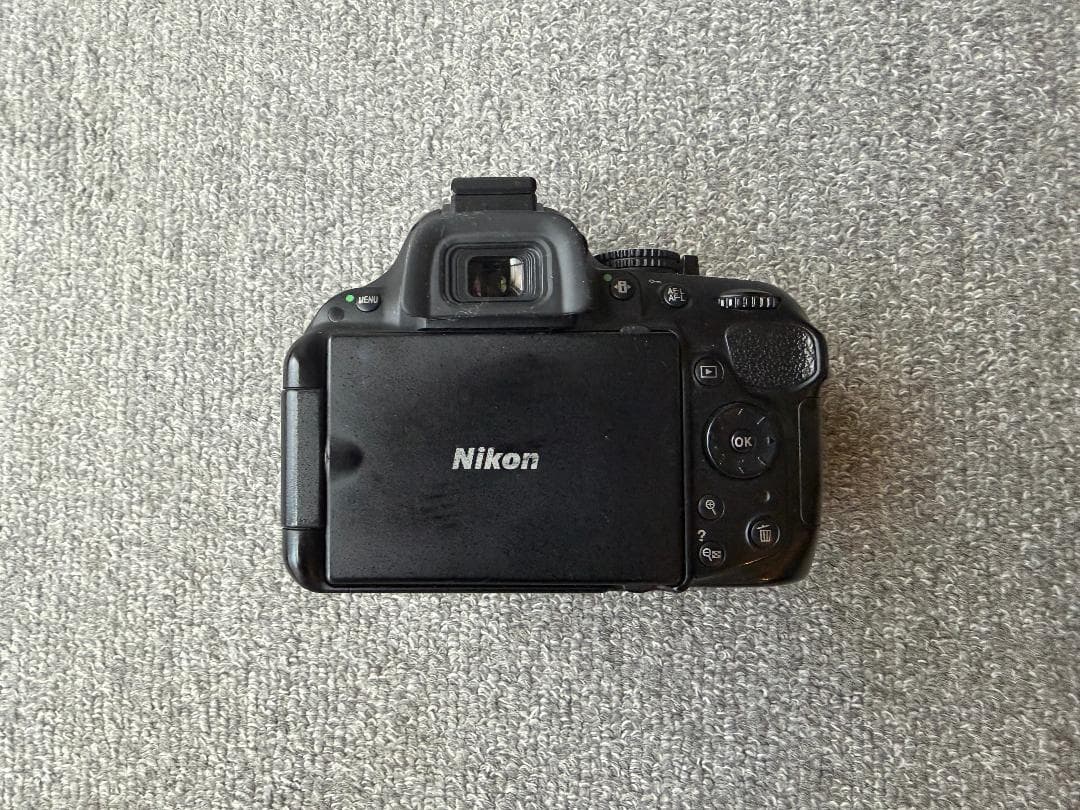 Nikon D5200 ダブルズームキットセット 一眼レフ ニコン
