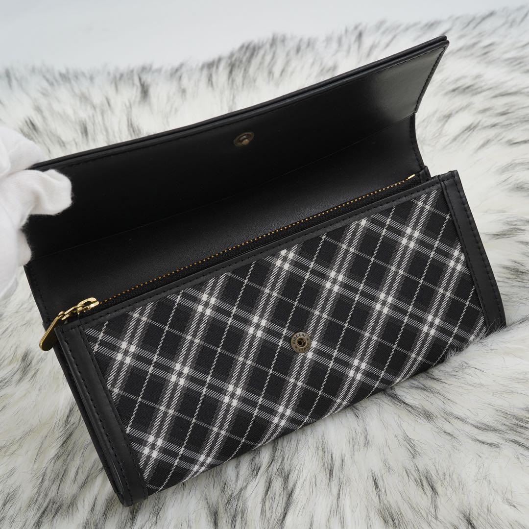 未使用品　BURBERRY BLUE LABEL 長財布　ホースロゴ　ロゴ金具