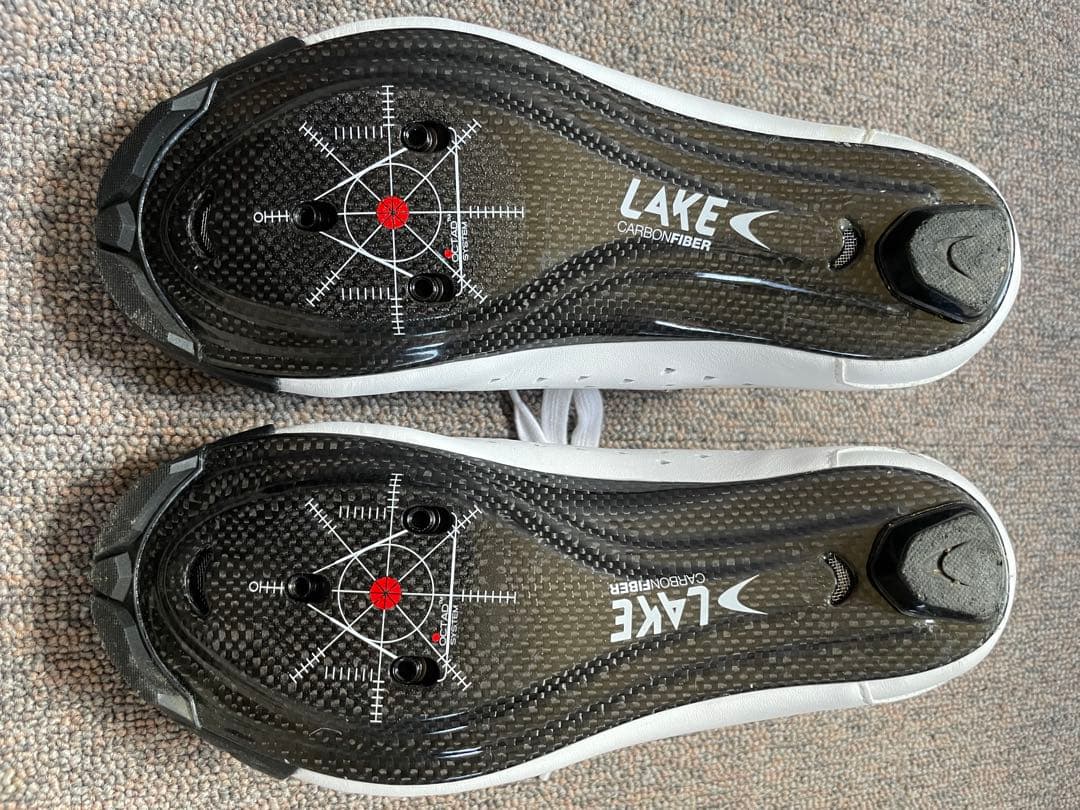 LAKE CX21 Cホワイトシューズ サイズ40.0 通気性デザイン