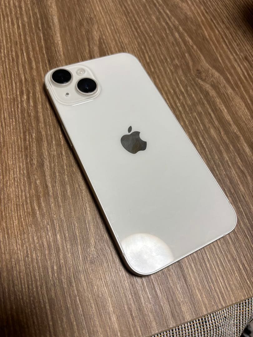 Apple iPhone14 本体　ホワイト　スターライト