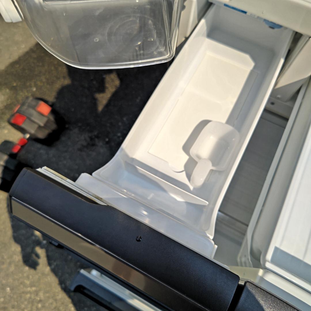 大阪市内配送無料 Panasonic NR-F561XPV 551L 16年製