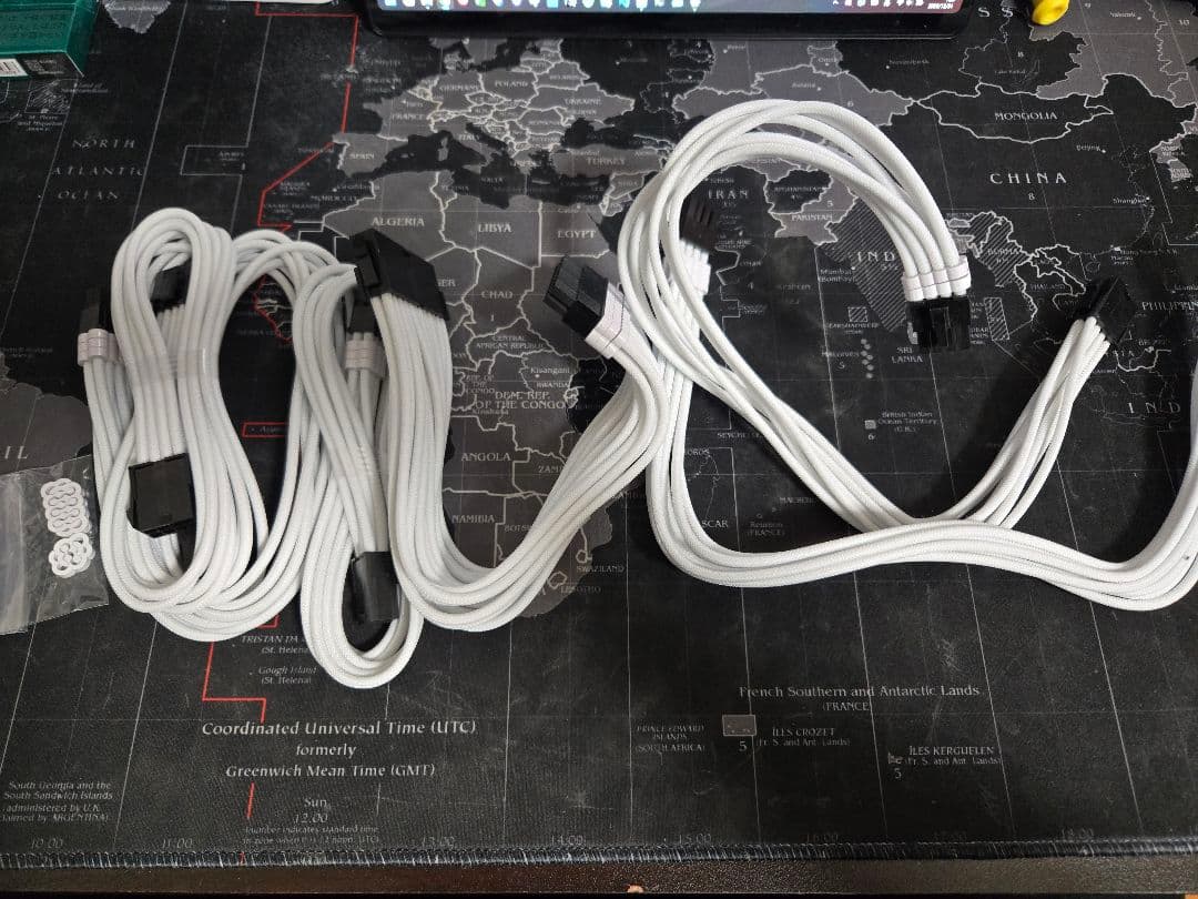 PC電源用 CableMod Pro ModMesh スリーブ延長ケーブル