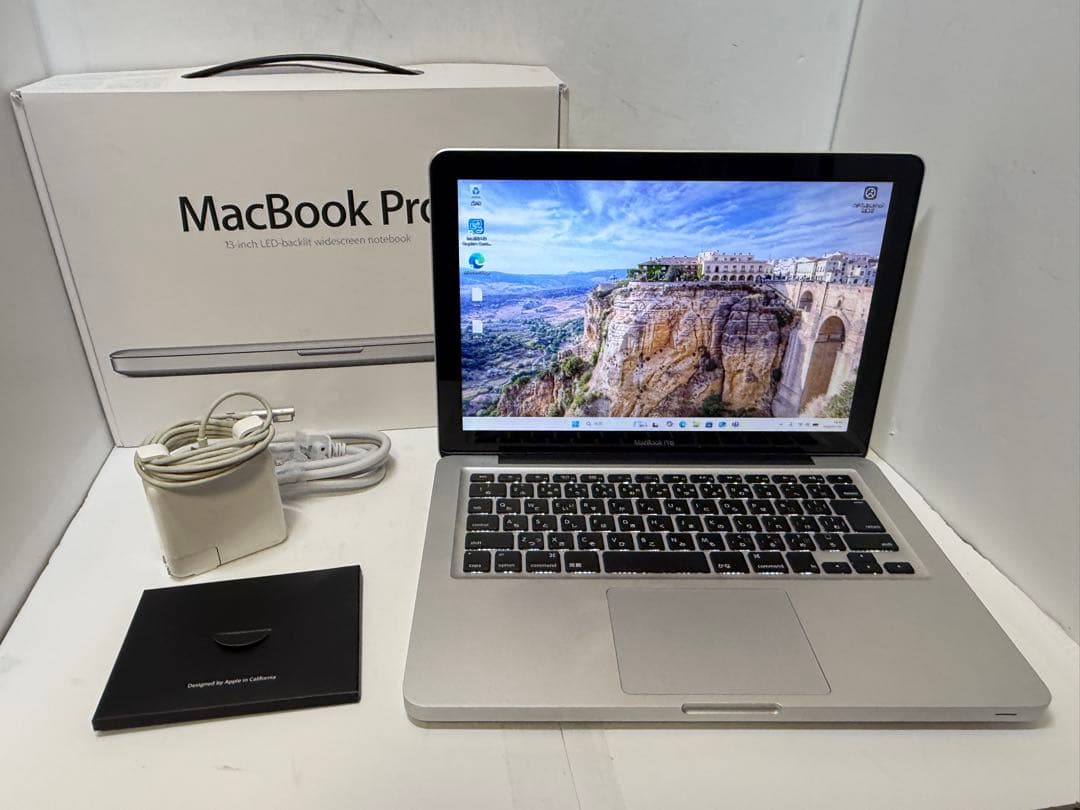 MacBookPRO ダブルOS win11 corei7 SSD512/16