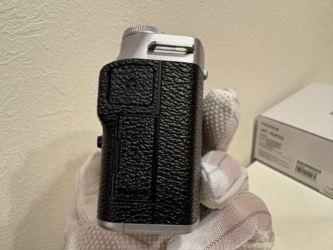 FUJIFILM XM5 シルバー【シャッター回数1092回】付属品多数