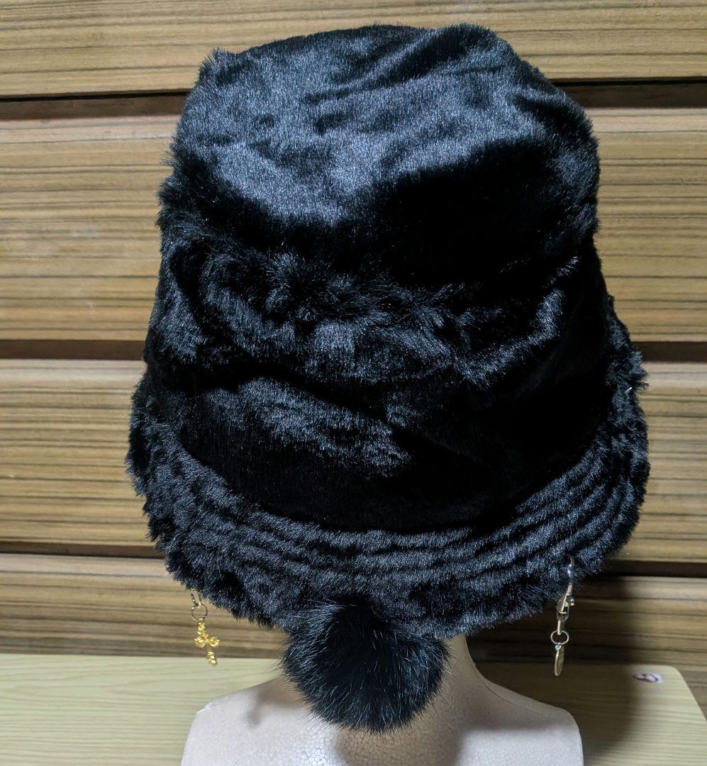 bodysong チャーム付き　ファーハット　黒