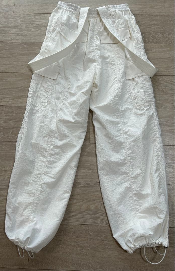 cc　アルページュストーリー　撥水サス付きパラシュートパンツ　白