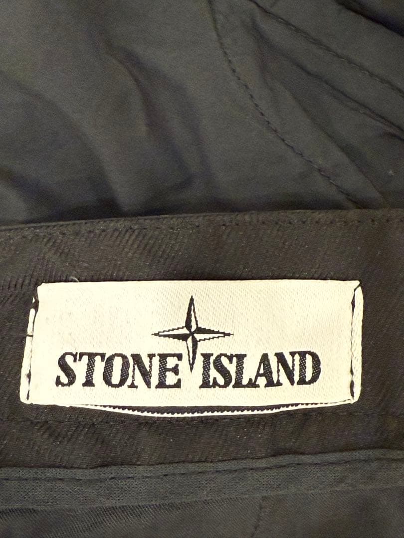 stone ハーフパンツ ショートパンツ　ストーンアイランド