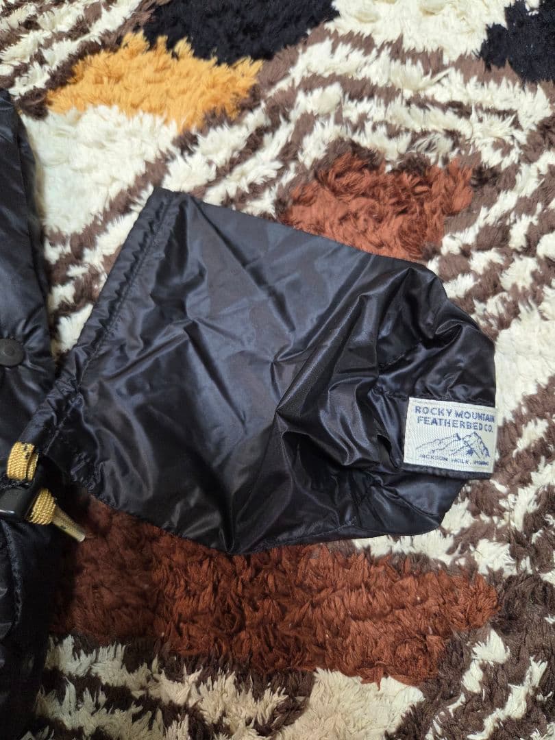 ROCKY MOUNTAIN FEATHERBED CO. ダウンベスト