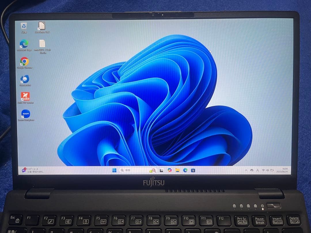 富士通 LIFEBOOKU9311/H 2022年製 office 2021付き