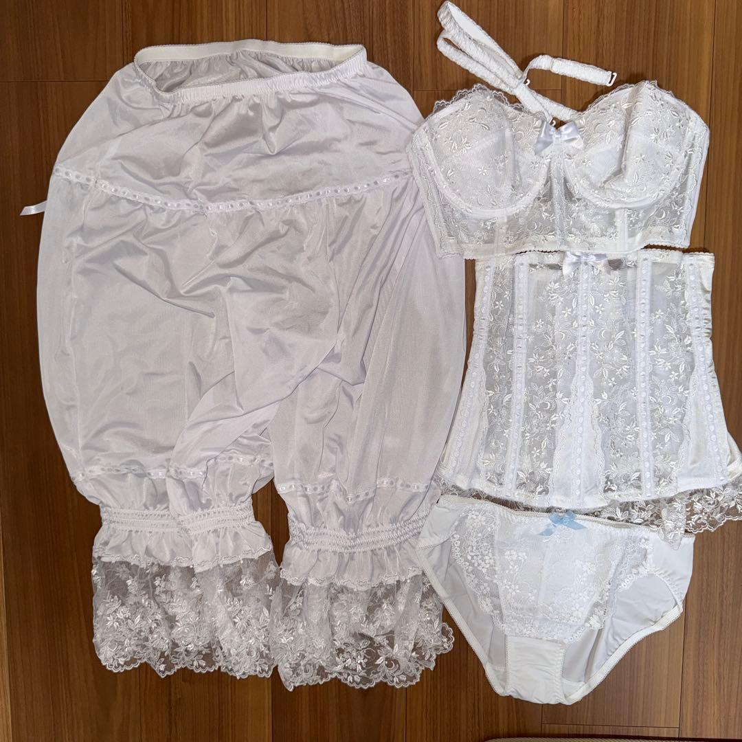 セモアブライダルインナーセット　タカミブライダル