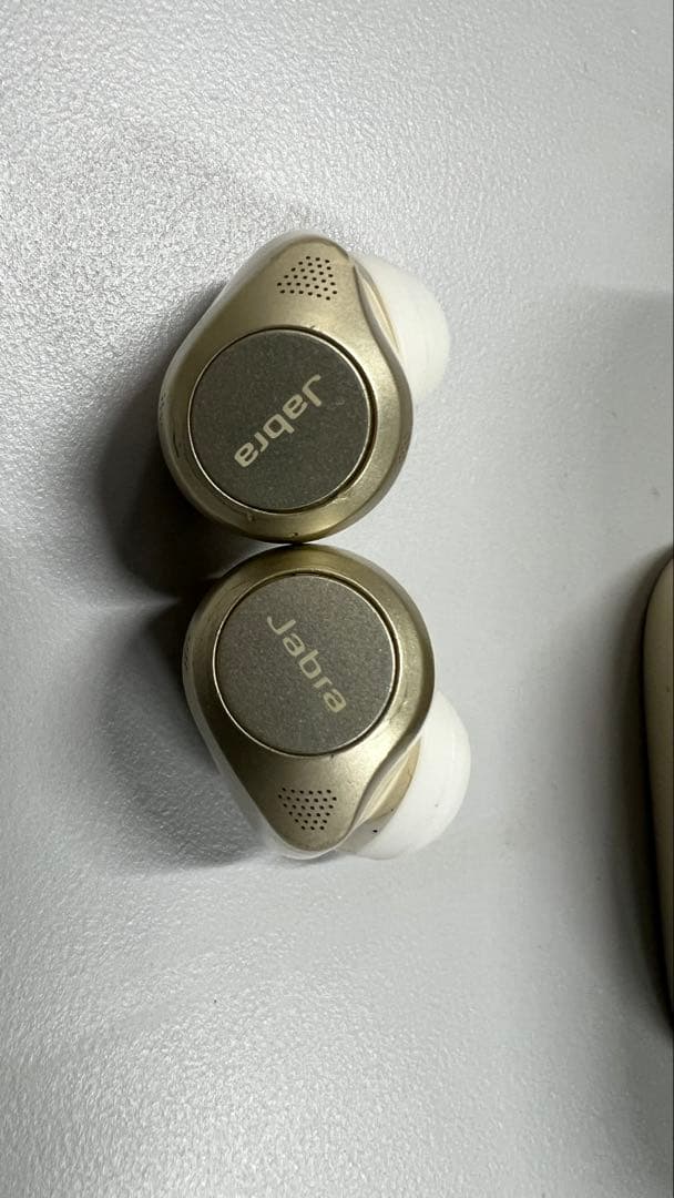 （即購入可）Jabra Elite 85tワイヤレスイヤホン ゴールド（外箱付）