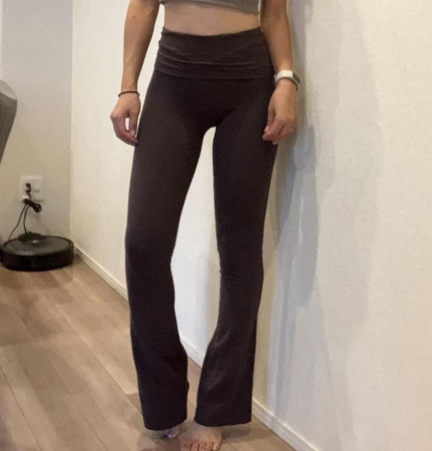 [完売品]着画有 SKIMS 限定色 フレアレギンス Ironブラウン