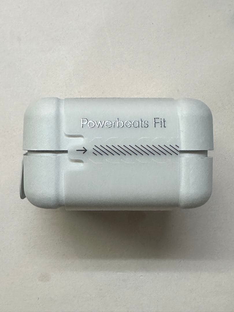 【新品未開封】PowerbeatsFit オレンジME2M4PA/A KGCP4