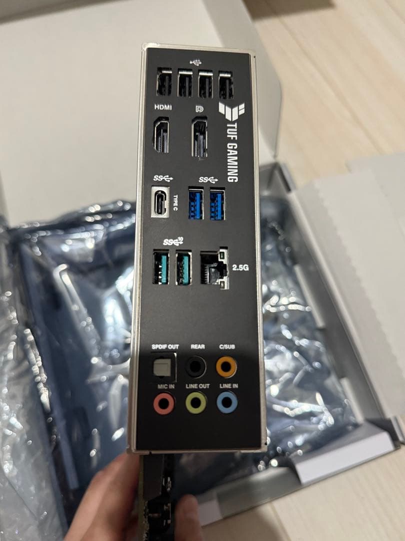 ASUS TUF GAMING B560M-PLUS マザーボード