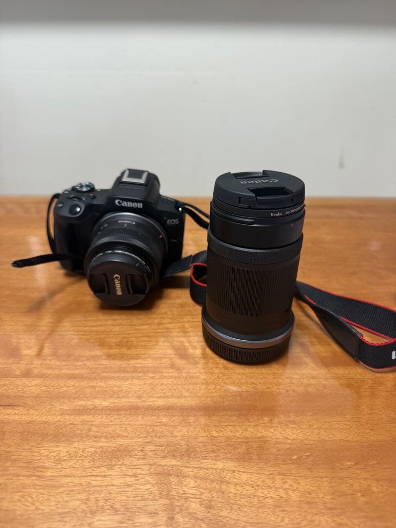 Canon EOS EOS R50 ダブルレンズキッド　ミラーレス一眼カメラ