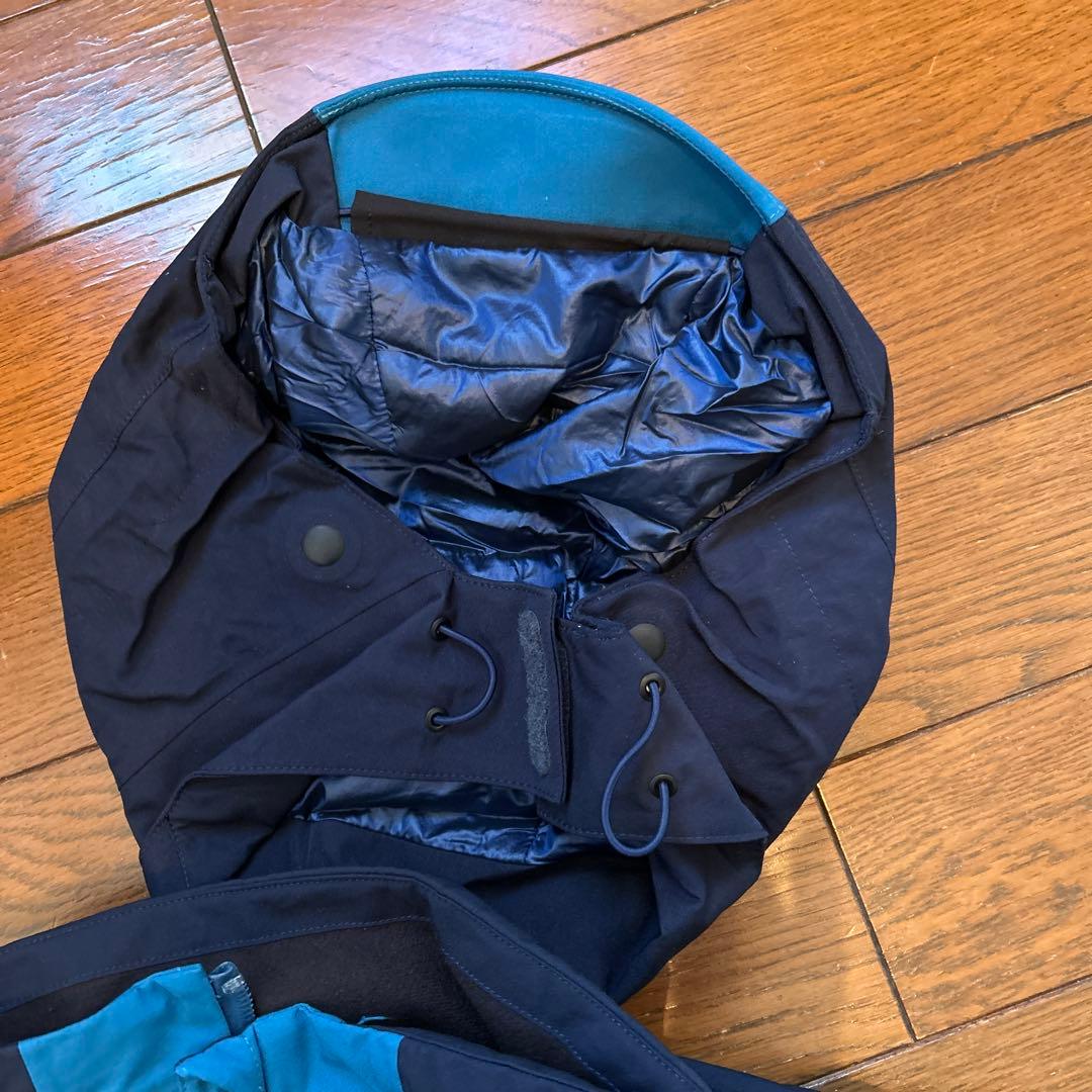 美品　ゴアテックス　ゴールドウィン　スキーウェア上下