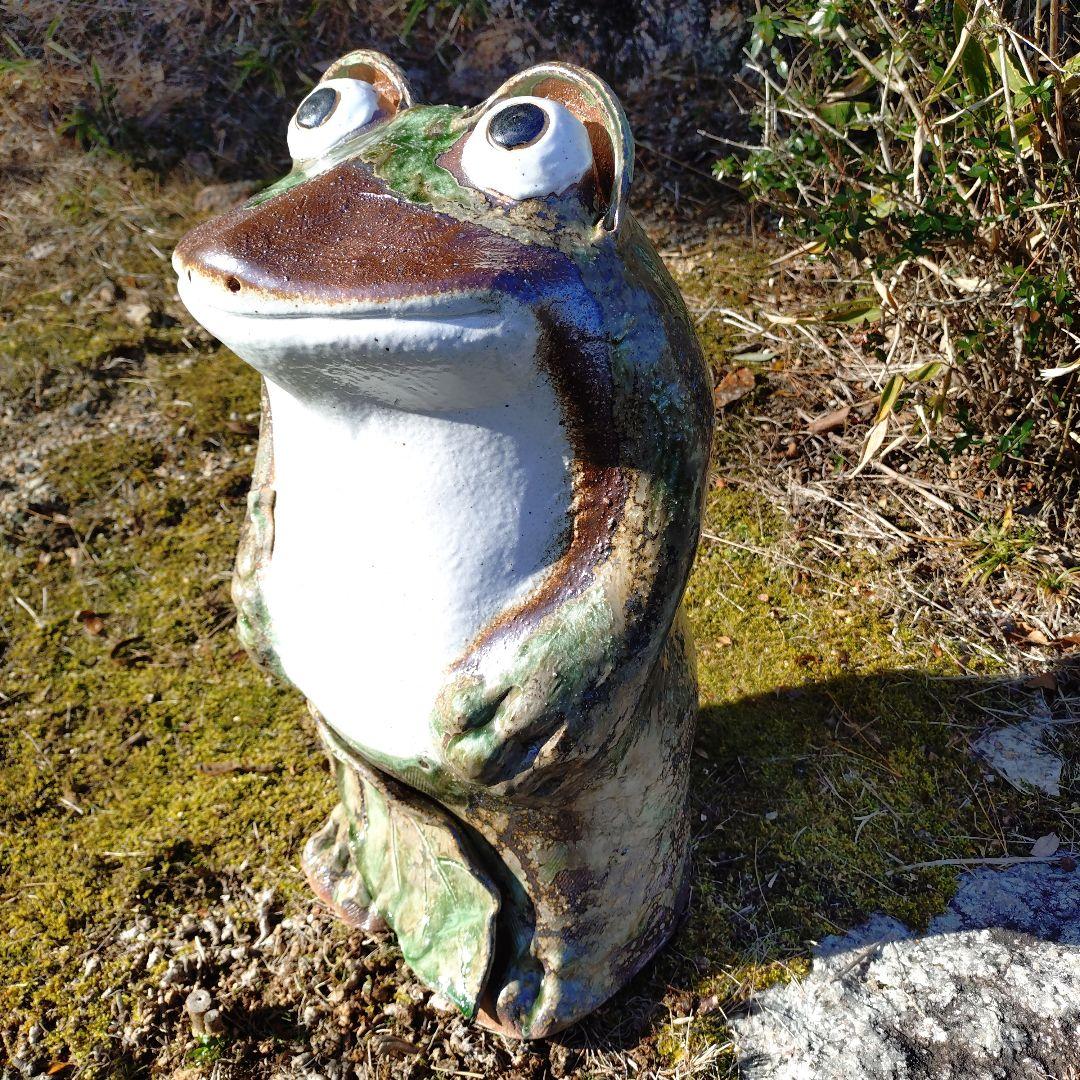 信楽焼　手作り立ち蛙(特大)52㌢