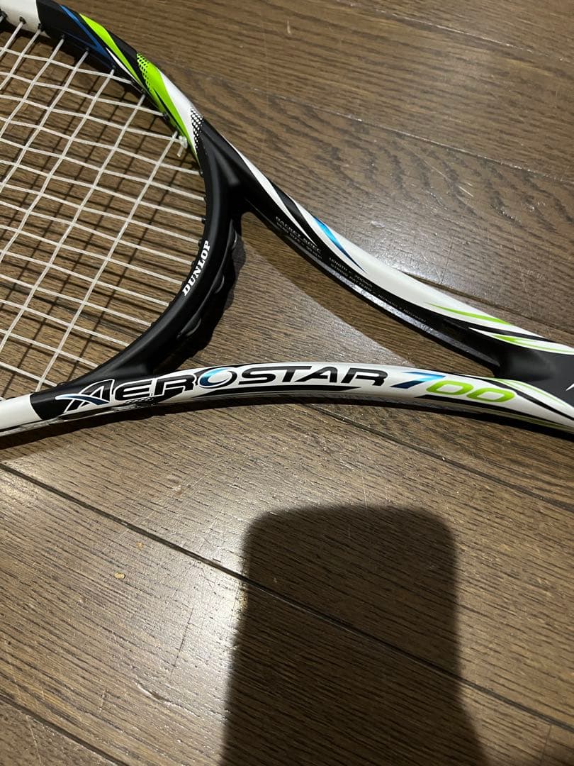 軟式テニス　ジュニア用と大人用