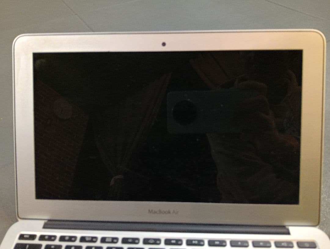 【美品】Apple MacBook Air Early 2014