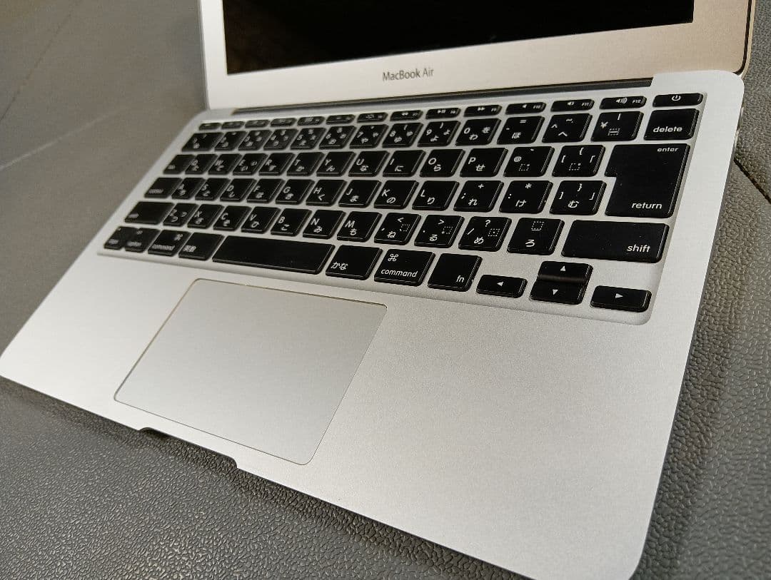 【美品】Apple MacBook Air Early 2014