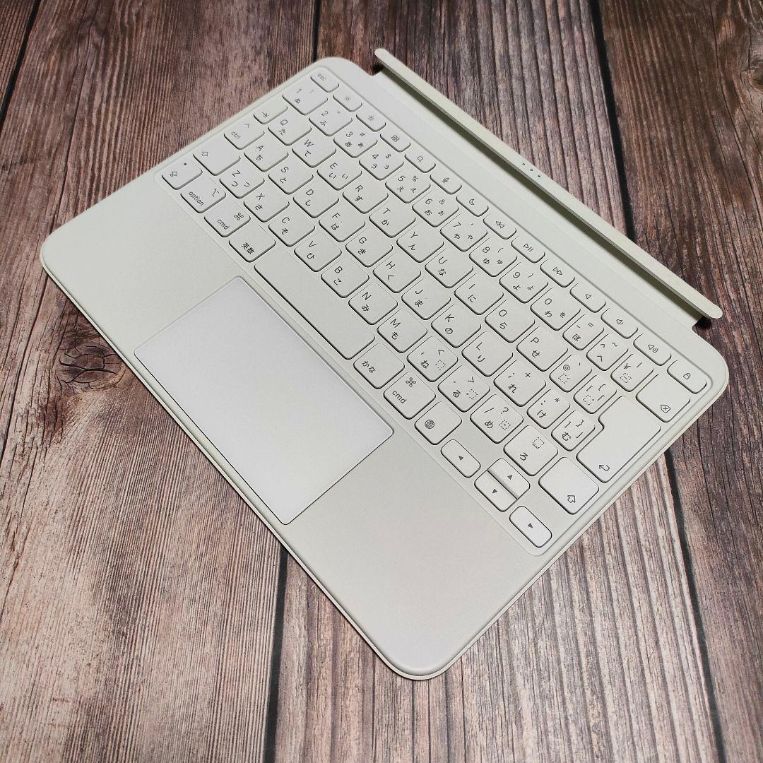 iPad 第10世代 Magic Keyboard Folio 美品