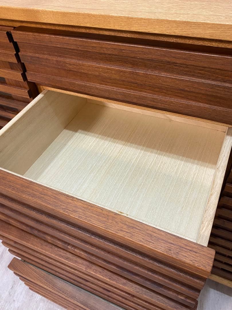 【東京都内23区配送無料】定価18万　アクタス　サイドボード　チェスト　収納　棚