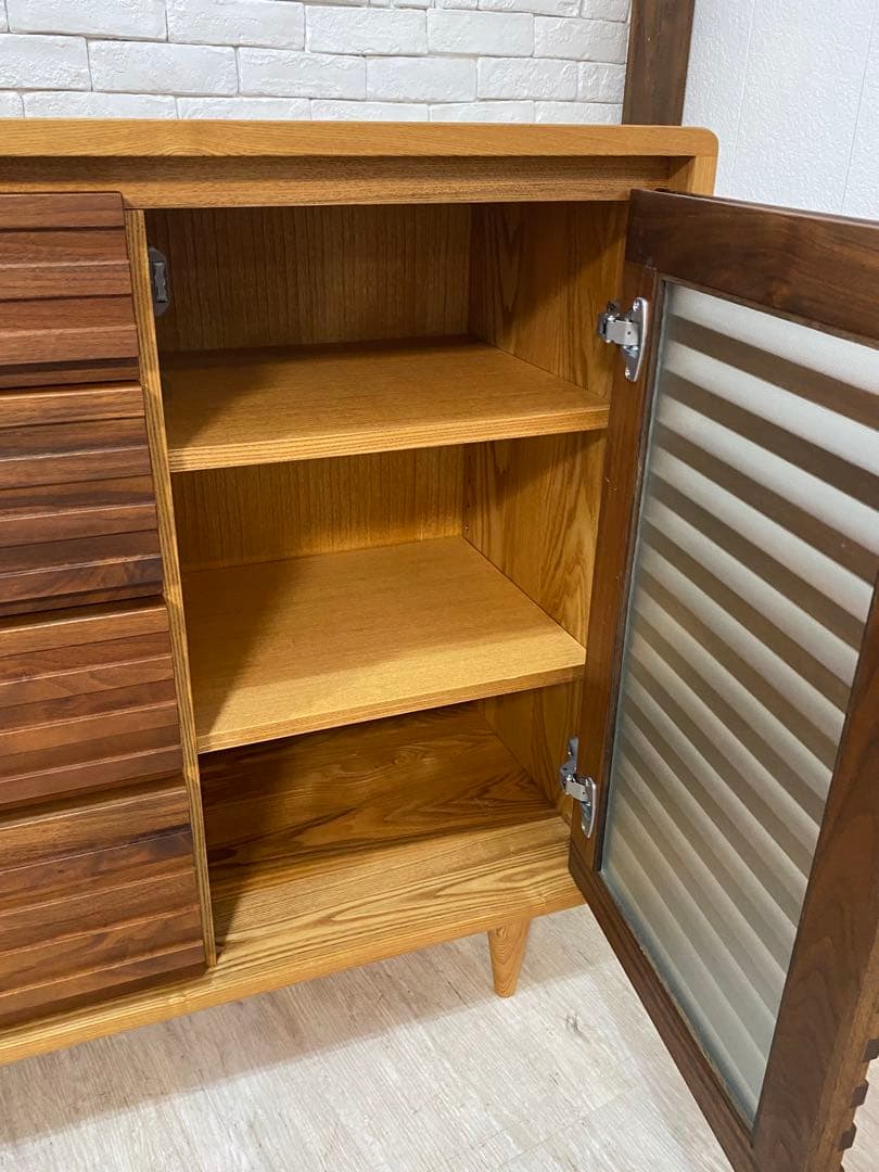 【東京都内23区配送無料】定価18万　アクタス　サイドボード　チェスト　収納　棚