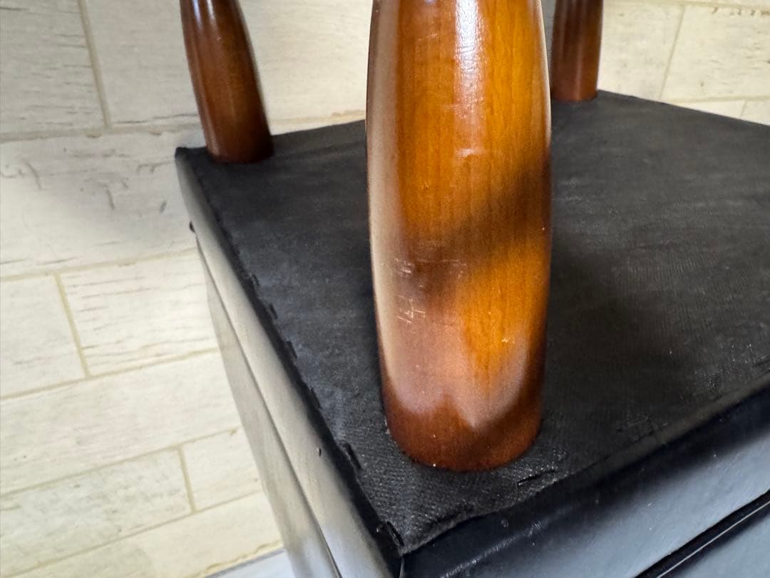 カリモク60 オットマン スタンダードブラック