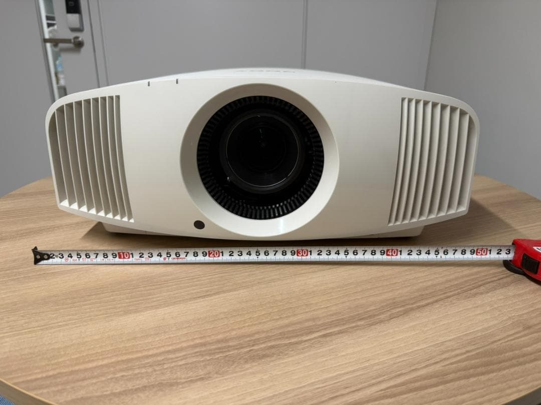 SONY　VPL-VW245　 4Kプロジェクター 本体
