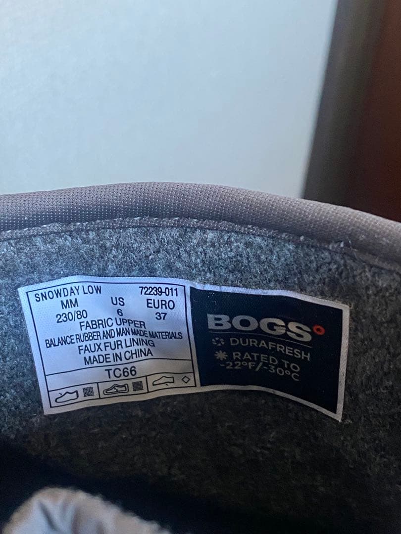 BOGS 防水キルテング　ウインターブーツ