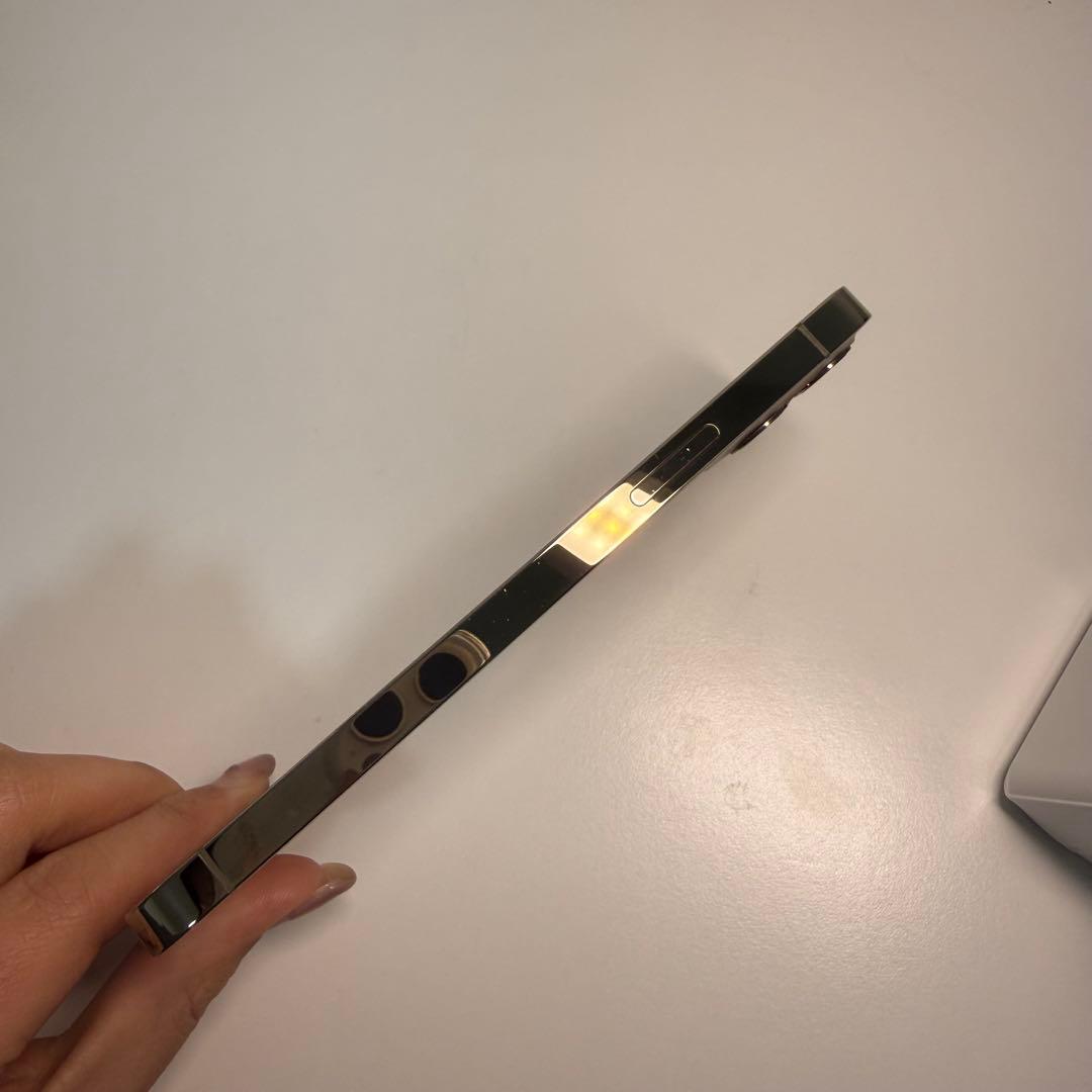 ケース付き！iPhone 12 Pro 128GB ゴールド SIMフリー