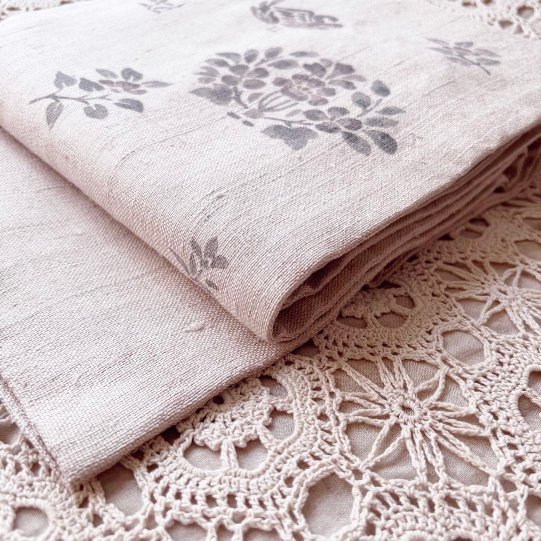 花と鳥の模様 くすんだピンクグレー ピンクベージュ 名古屋帯 紬帯