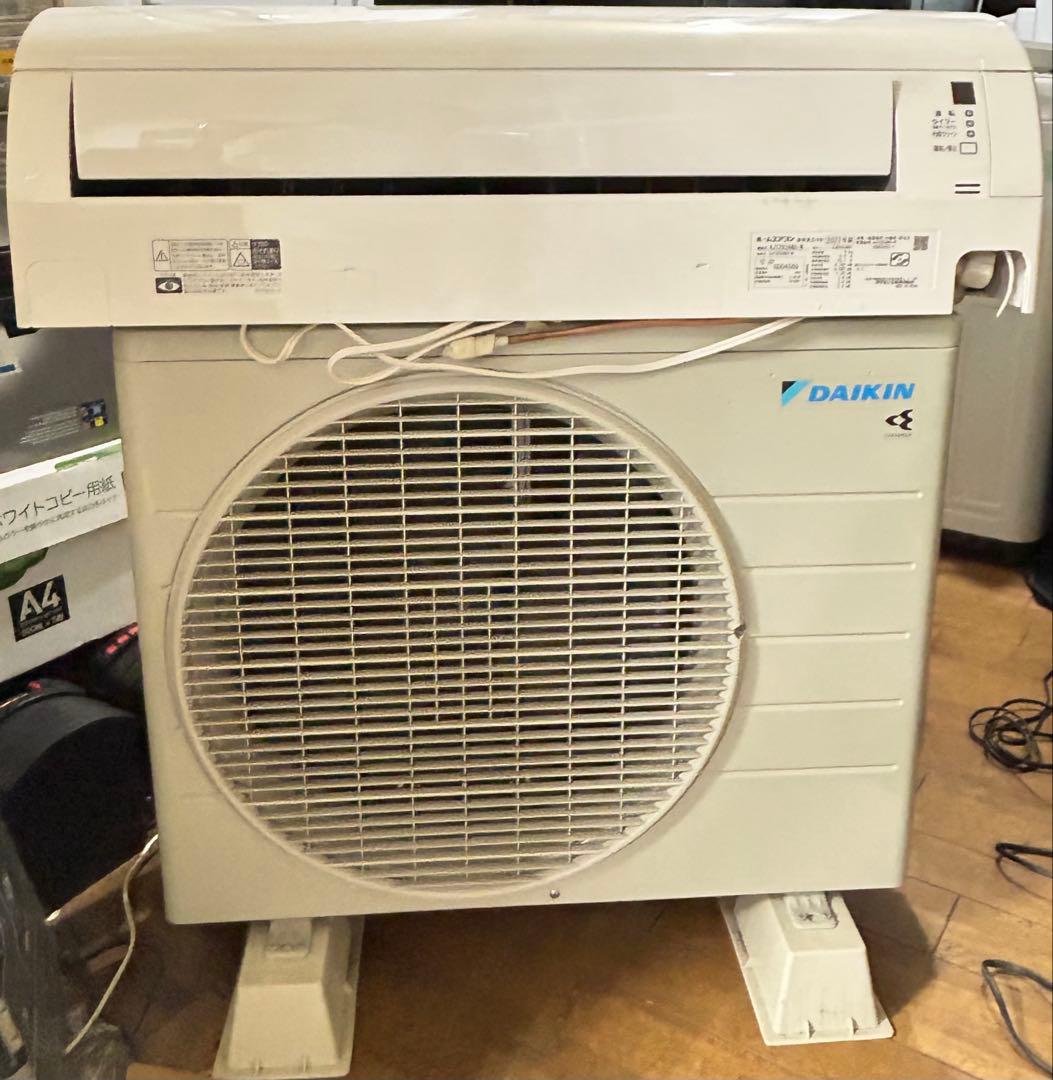 ダイキン　10畳用エアコン 2023年製　Nシリーズ　リモコン付き