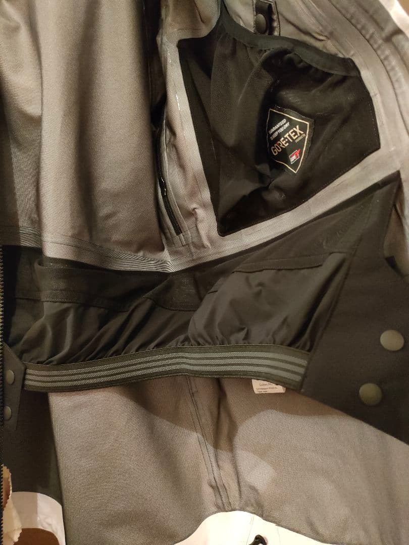 Goldwin　Ws GORE-TEX　3L Work Poket Jaket