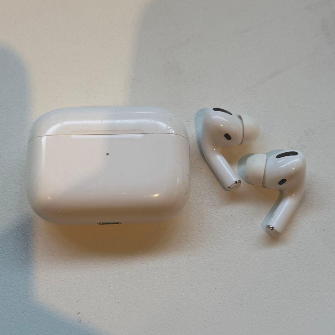 Apple AirPodspro エアポッズプロ 第一世代　保証期限切れ　箱無し