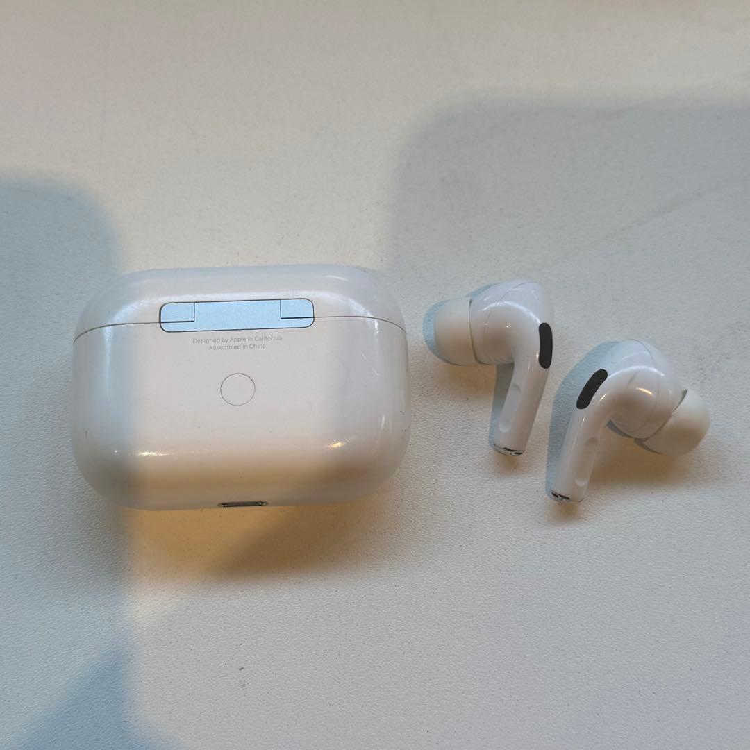 Apple AirPodspro エアポッズプロ 第一世代　保証期限切れ　箱無し