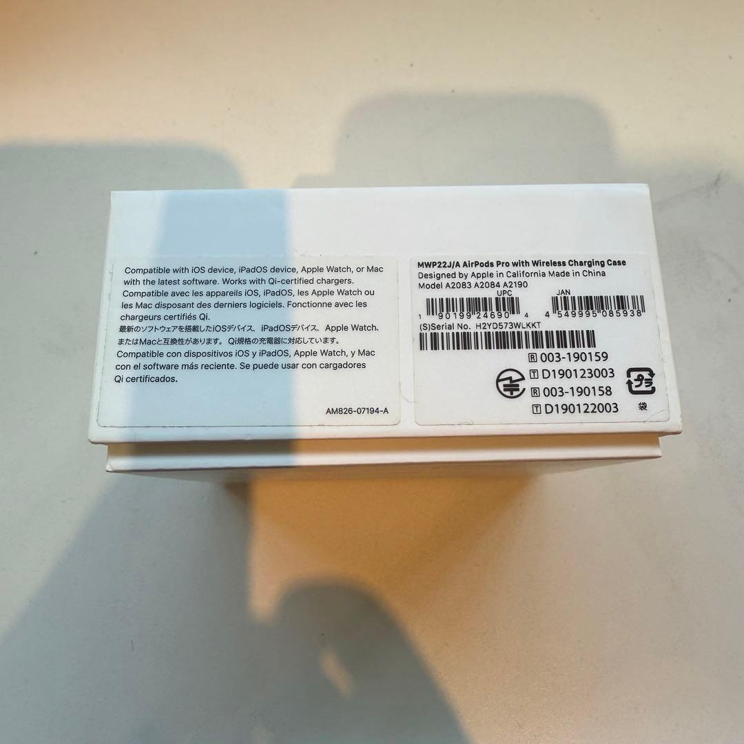 Apple AirPodspro エアポッズプロ 第一世代　保証期限切れ　箱無し