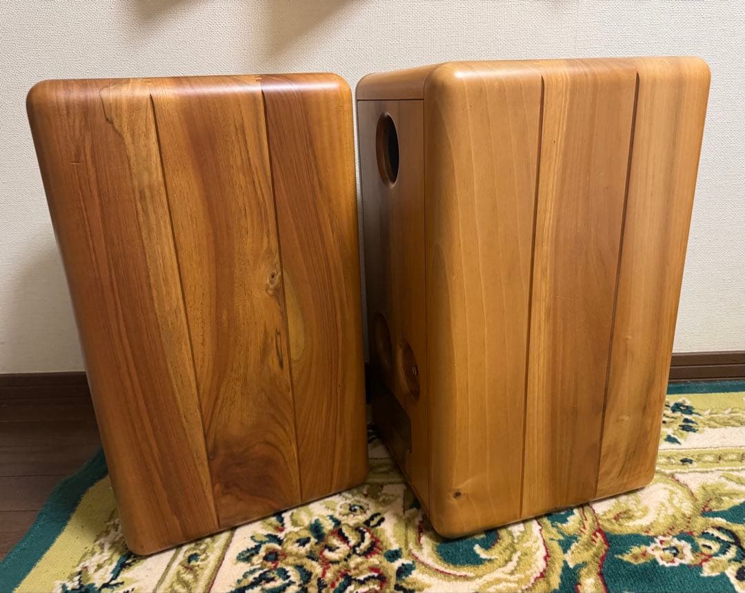 Chario Hiper 3X イタリア製　ブックシェルフ　3ウェイスピーカー