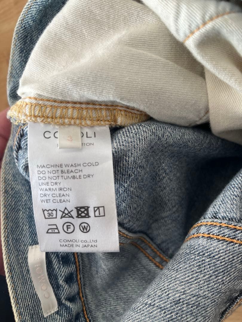 COMOLI コモリ　５Ｐデニムパンツ